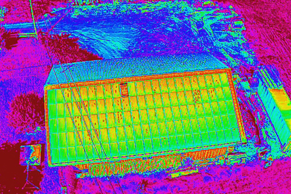 Surveying with the thermal image drone